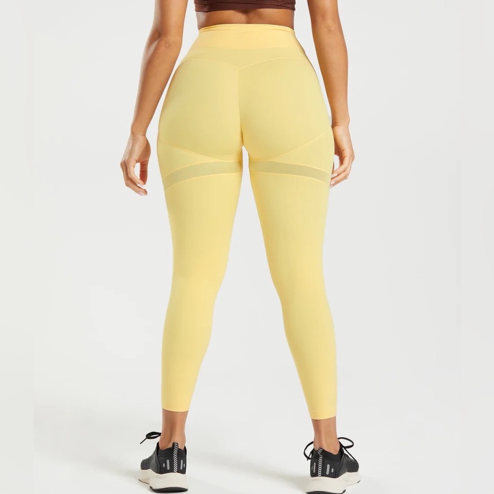 GYMSHARK NEW SOLD OUT WHITNEY SIMMONS MESH LEGGING - Picture 3 of 9